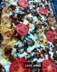 پیتزا با خمیر خونگی