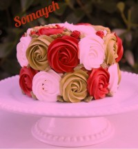 کیک خامه ای رز