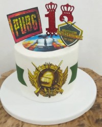 کیک خامه ای سفارشی