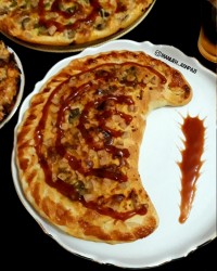 کالزونه کالباس و ذرت (ایتالیا)