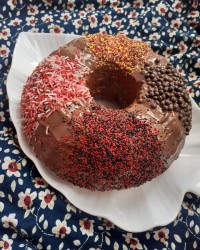 کیک میان تهی شکلاتی