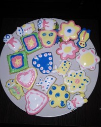 شیرینی پایه بدون فر، با تزیین ایسینگ خونگی