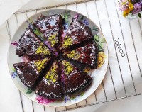 کیک خیس تابه ای.. با دستور وکپشن...