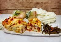 پیتزا گیس بافت با خمیر مینی باگت کپشن خوانده شود