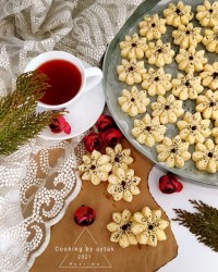 شیرینی یاقوتی