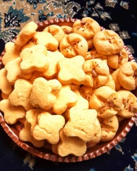 شیرینی برنجی زعفرانی