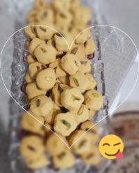 شیرینی نخودچی های من بفرمایید