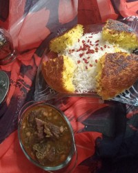 ته دیگ زعفرانی وقورمه سبزی جان