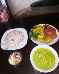 باقالی پلو با مرغ و سوپ کدو سبز