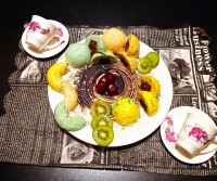 موس موز با مغز کیک شکلاتی لطفاً کپشن خوانده شود