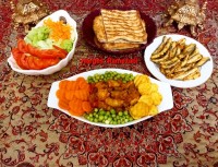 خوراک گردن مرغ و ماهی کیلکا سرخ شده