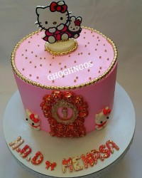 کیک اسفنجی کیتی دخترونه سفارشی فیلینگ مخصوص موزوگردو شکلات