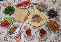 سفره افطاری روز اول ماه رمضان