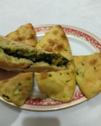 اگینجه ، نان محلی قوچان (مامان پز)