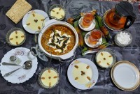 سفره افطار ورق بزن عزیزم