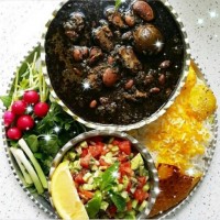 پلو قرمه سبزی