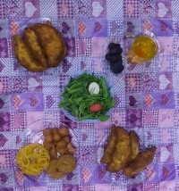 بفرمایید افطار پیراشکی