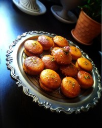 کیک شربتی شیرازی