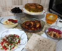 سینه مرغ شکم پر