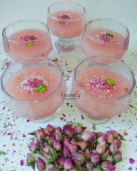 فرنی گل محمدی