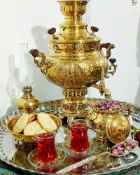 شیرینی کشمشی خودم پز باچای ترش وگل محمدی