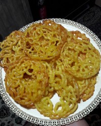 اینم از زولبیای من به به جاتون خالی دوستان?