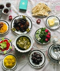 افطاری روز ۱۵ ماه رمضان ۱۴۰۰