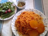 ماکارانی با ته دیگ سیب زمینی وترشی لیته