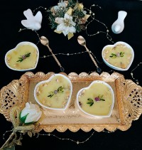 پان اسپانیا زعفرانی