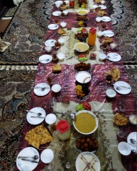 سفره افطاری روز نوزدهم رمضان
