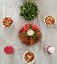 کوکو سیبزمینی وسالاد شیرازی