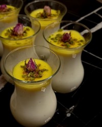 فرنی دو رنگ