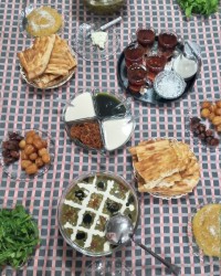 افطاری خونه مامان جون