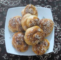 نون های خوشمزه با خمیرجادویی