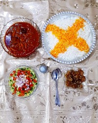 افطاری امشب ما جاتون سبز عزیزانم قیمه