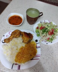 زرشک پلو مرغ مجلسی