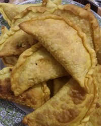 پیتزا پیراشکی