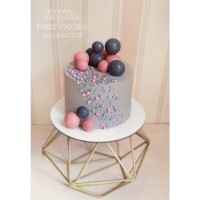 کیک مدرن خامه ای