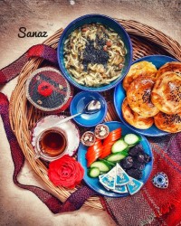 نان کماج آش رشته ترش با قیسی