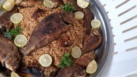 نهار عید فطر (ماهی و برنج شیرین (با آب خرما درست شده))