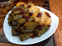 دلمه کلم و برگ مو