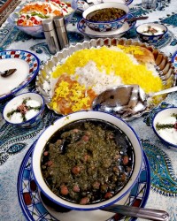 قورمه سبزی غذای بهشتی