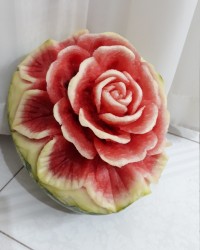 اولین حکاکی من روی هندوانه