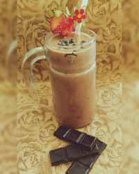 اسموتی موز و خرما