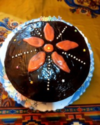 کیک شکلاتی با روکش گاناش