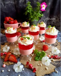 دسر کرم توتفرنگی