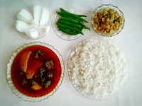 خورشت گوشت وآلو