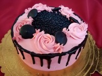 کیک خوشمزه ما