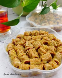 باقلوا شیرعسلی