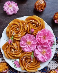 حلوا زعفرونی با شیره انگور